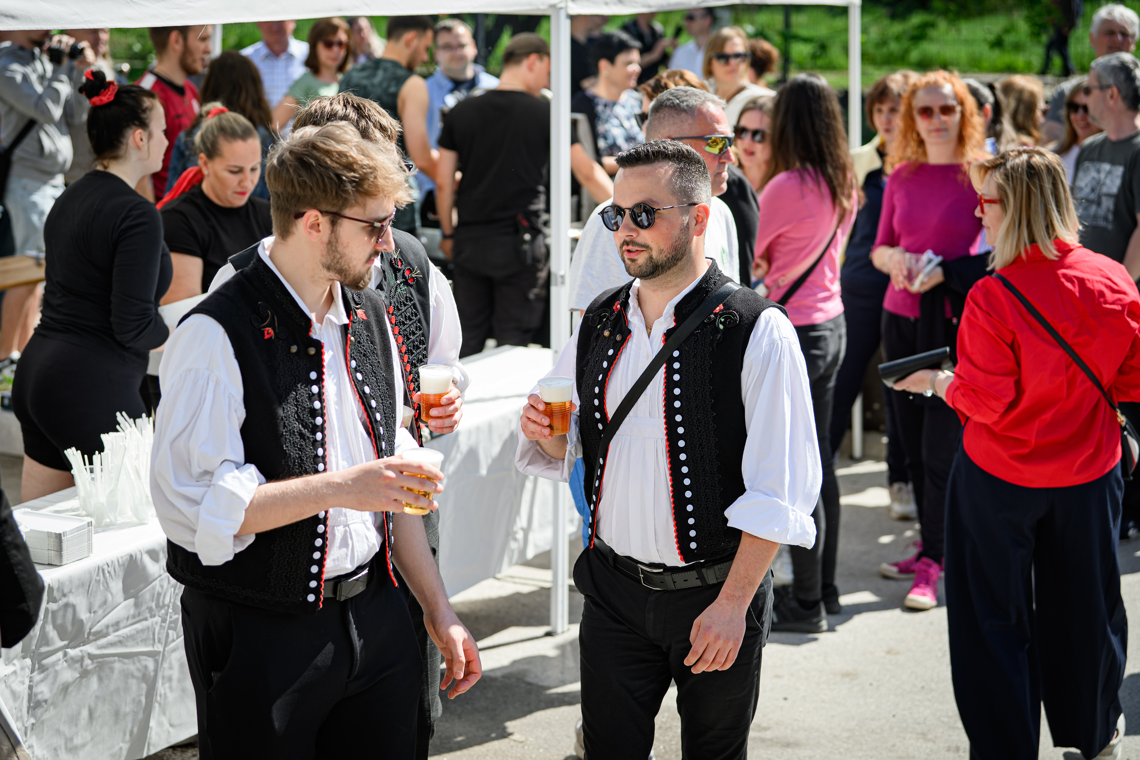 Stavanie maja_26-116.jpg